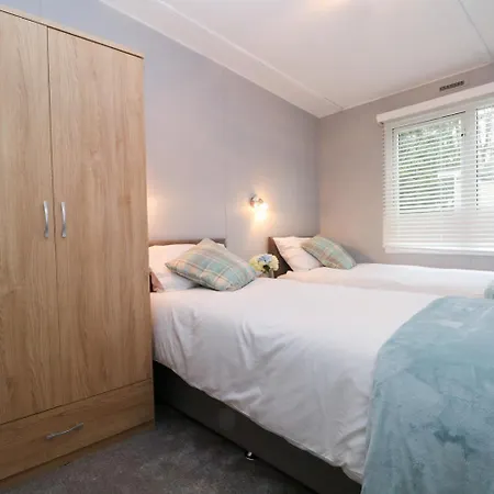 4 Grasmere *